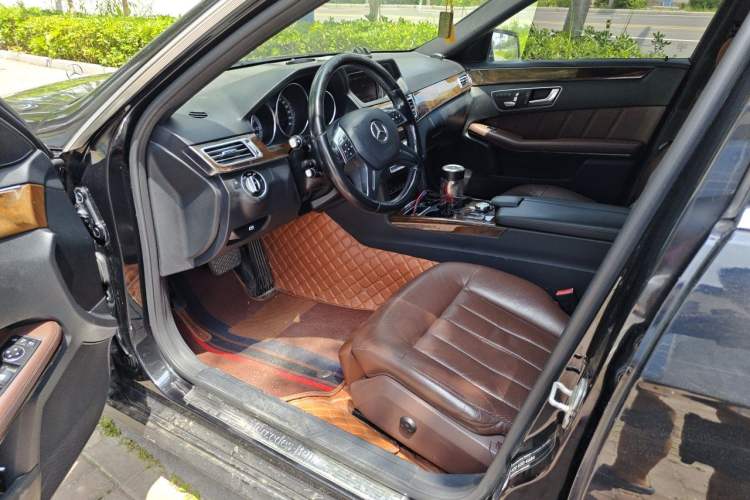 Used Mercedes-Benz E-Class 2014 Facelift E 300 L Driver Seat
