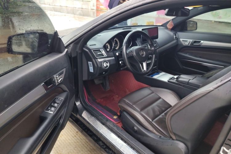 Used Mercedes-Benz E-Class 2014 E 260 Coupe Driver Seat