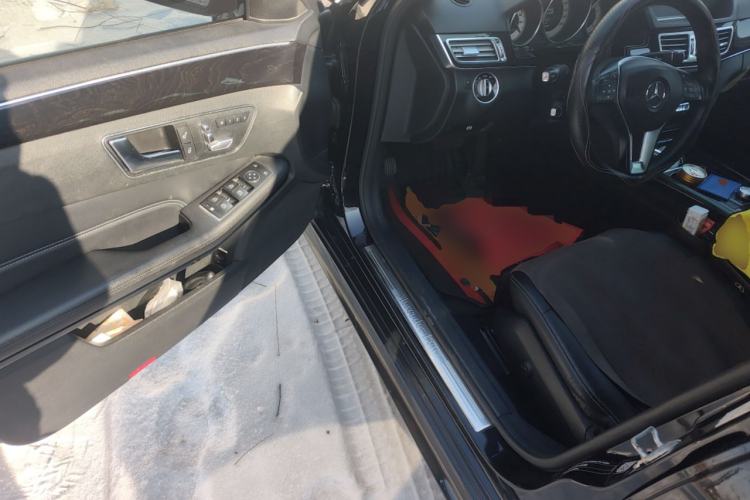 Used Mercedes-Benz E-Class 2014 Restyled E 260 L Sport Edition Driver Seat