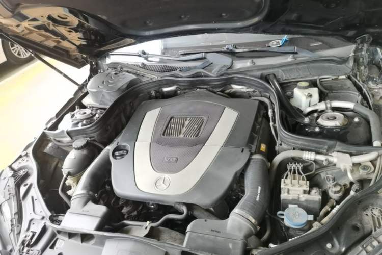 Used Mercedes-Benz E-Class 2014 Restyled E 300 L Sport Edition Engine Bay