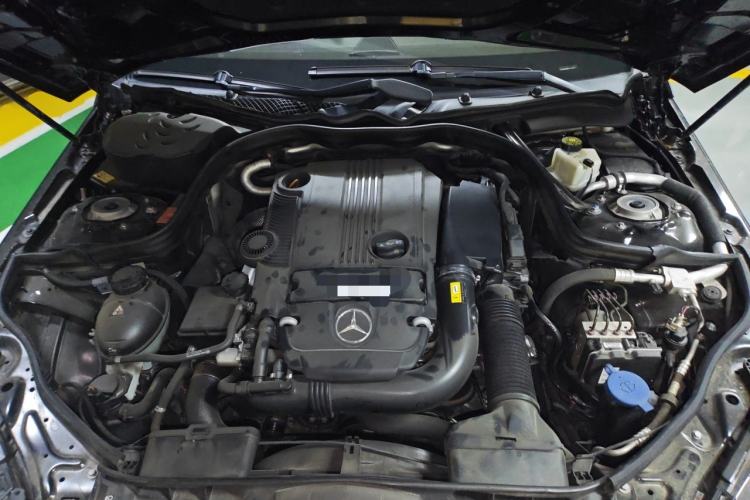 Used Mercedes-Benz E-Class 2014 E 260 L Luxury Model Engine Bay