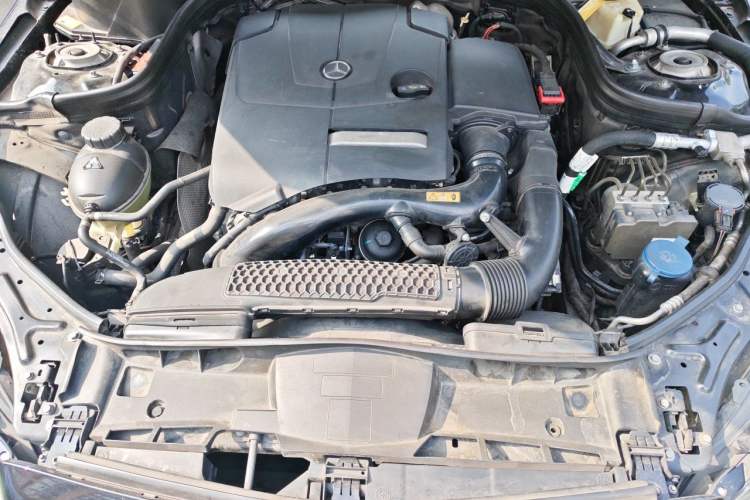 Used Mercedes-Benz E-Class 2014 Restyled E 260 L Sport Edition Engine Bay