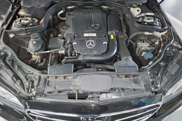 Used Mercedes-Benz E-Class 2014 Restyled E 260 L Sport Edition Engine Bay