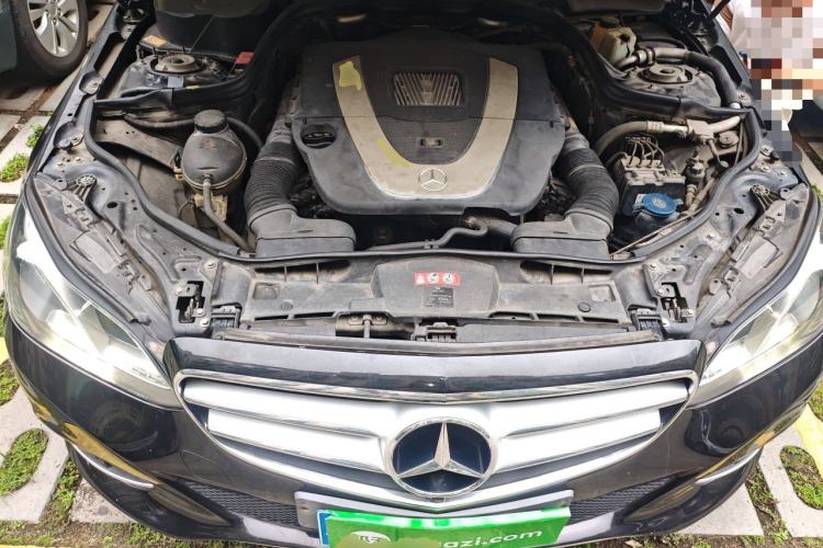 Used Mercedes-Benz E-Class 2014 E 300 L Sport Edition Engine Bay