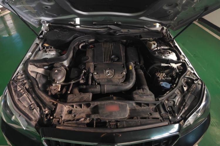 Used Mercedes-Benz E-Class 2014 E 260 L Sport Edition Engine Bay