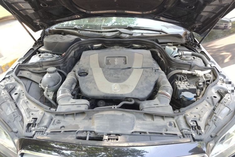 Used Mercedes-Benz E-Class 2014 E 300 L Sport Edition Engine Bay