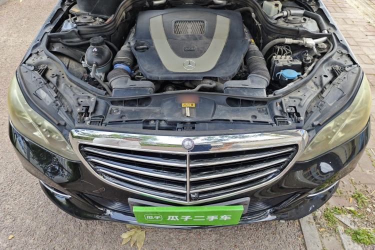 Used Mercedes-Benz E-Class 2014 Facelift E 300 L Engine Bay