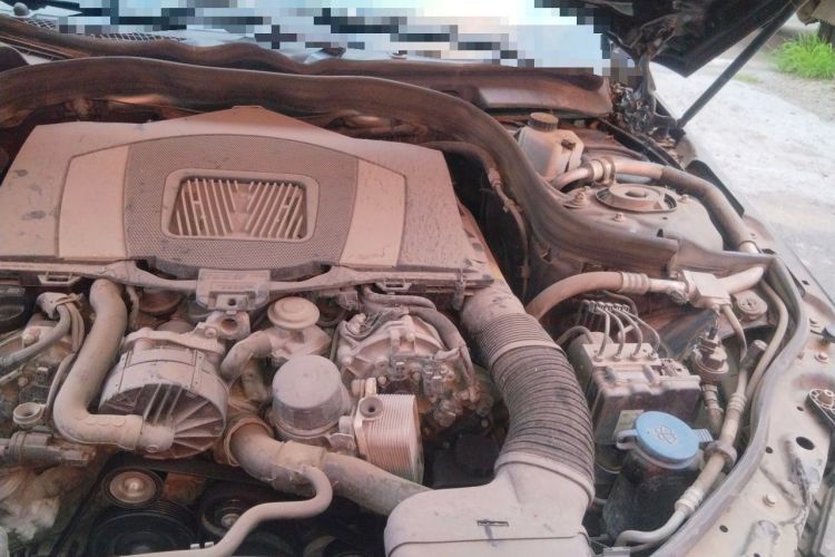 Used Mercedes-Benz E-Class 2014 Facelift E 300 L Engine Bay Left