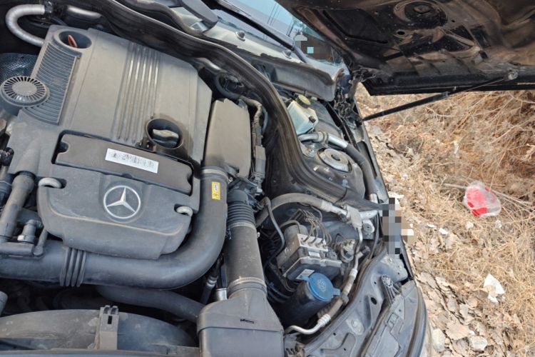 Used Mercedes-Benz E-Class 2014 Restyled E 260 L Sport Edition Engine Bay Left