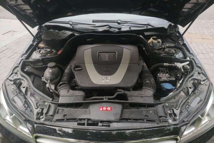 Used Mercedes-Benz E-Class 2014 E 300 L Sport Edition Engine Bay
