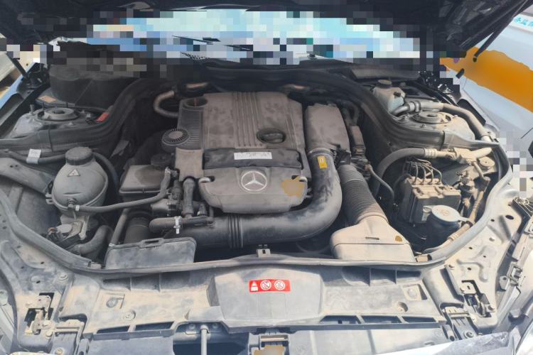 Used Mercedes-Benz E-Class 2014 E 260 L Sport Edition Engine Bay
