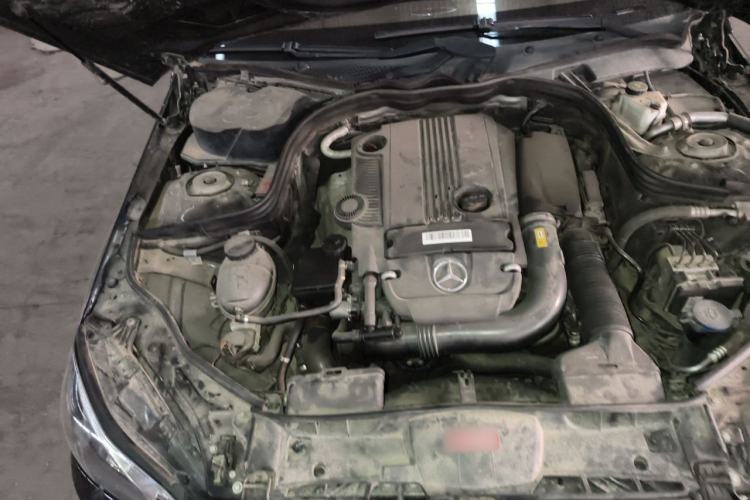 Used Mercedes-Benz E-Class 2014 E 260 L Sport Edition Engine Bay Right