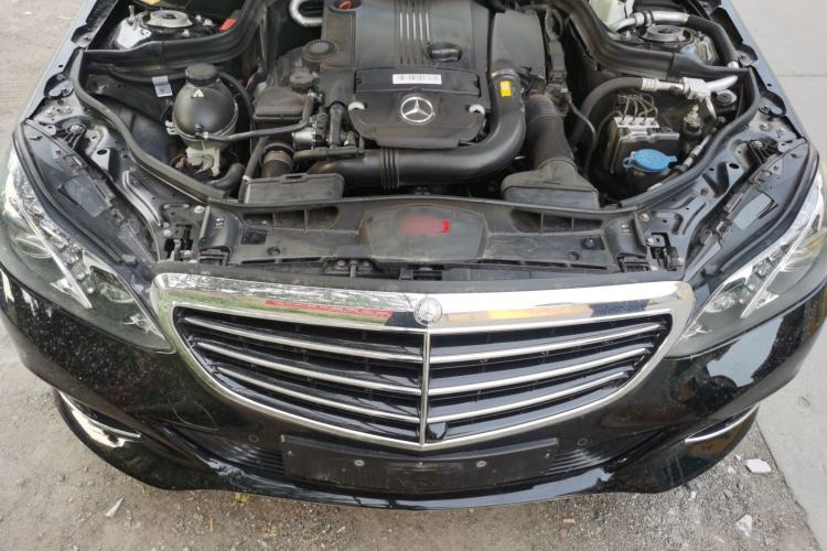 Used Mercedes-Benz E-Class 2014 E 260 L Luxury Model Engine Bay