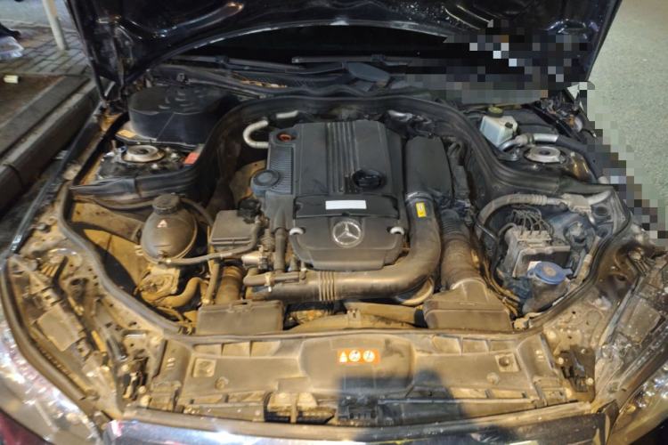Used Mercedes-Benz E-Class 2014 E 260 L Luxury Model Engine Bay