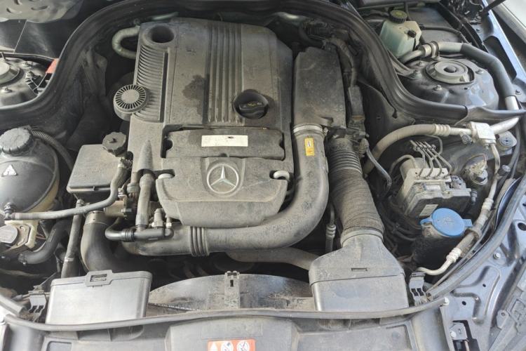 Used Mercedes-Benz E-Class 2014 E 260 L Sport Edition Engine Bay