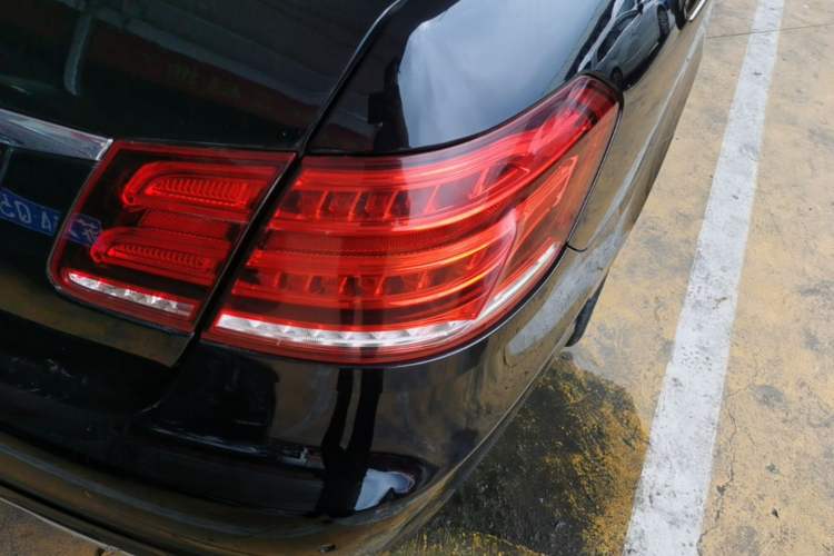 Used Mercedes-Benz E-Class 2014 Restyled E 300 L Sport Edition Exterior 3