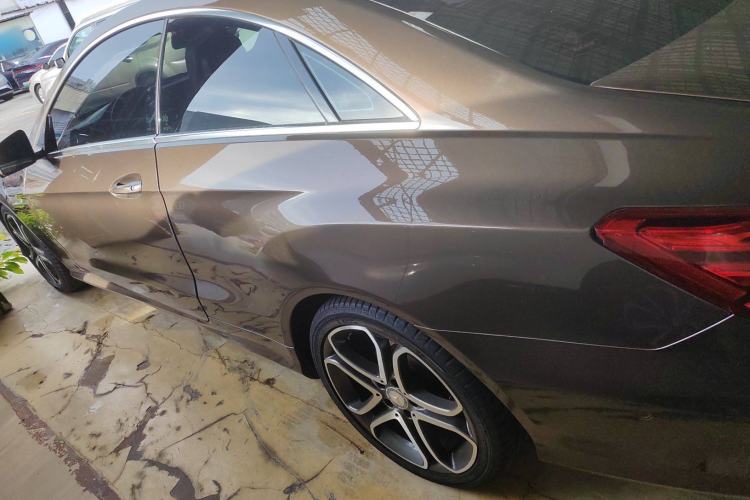 Used Mercedes-Benz E-Class 2014 E 200 Coupe Exterior 5