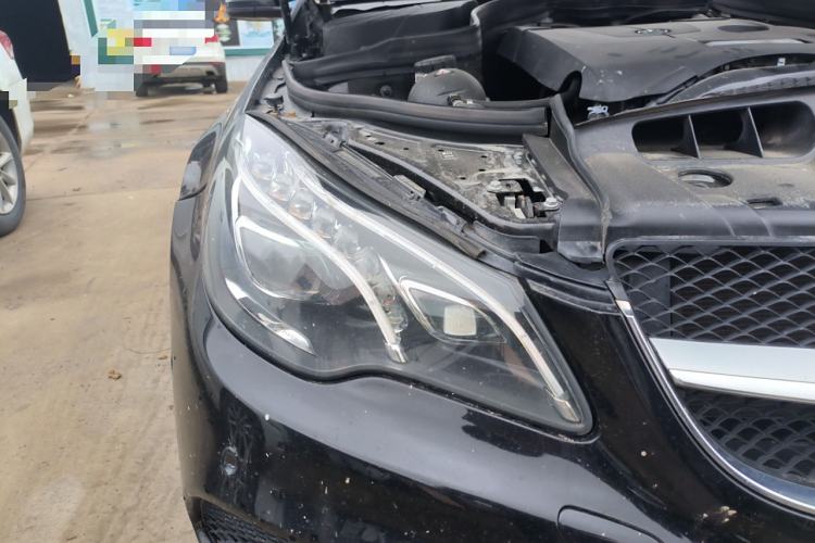 Used Mercedes-Benz E-Class 2014 E 260 Coupe Exterior 6