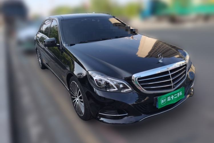 Used Mercedes-Benz E-Class 2014 E 300 L Front Right 45 Deg