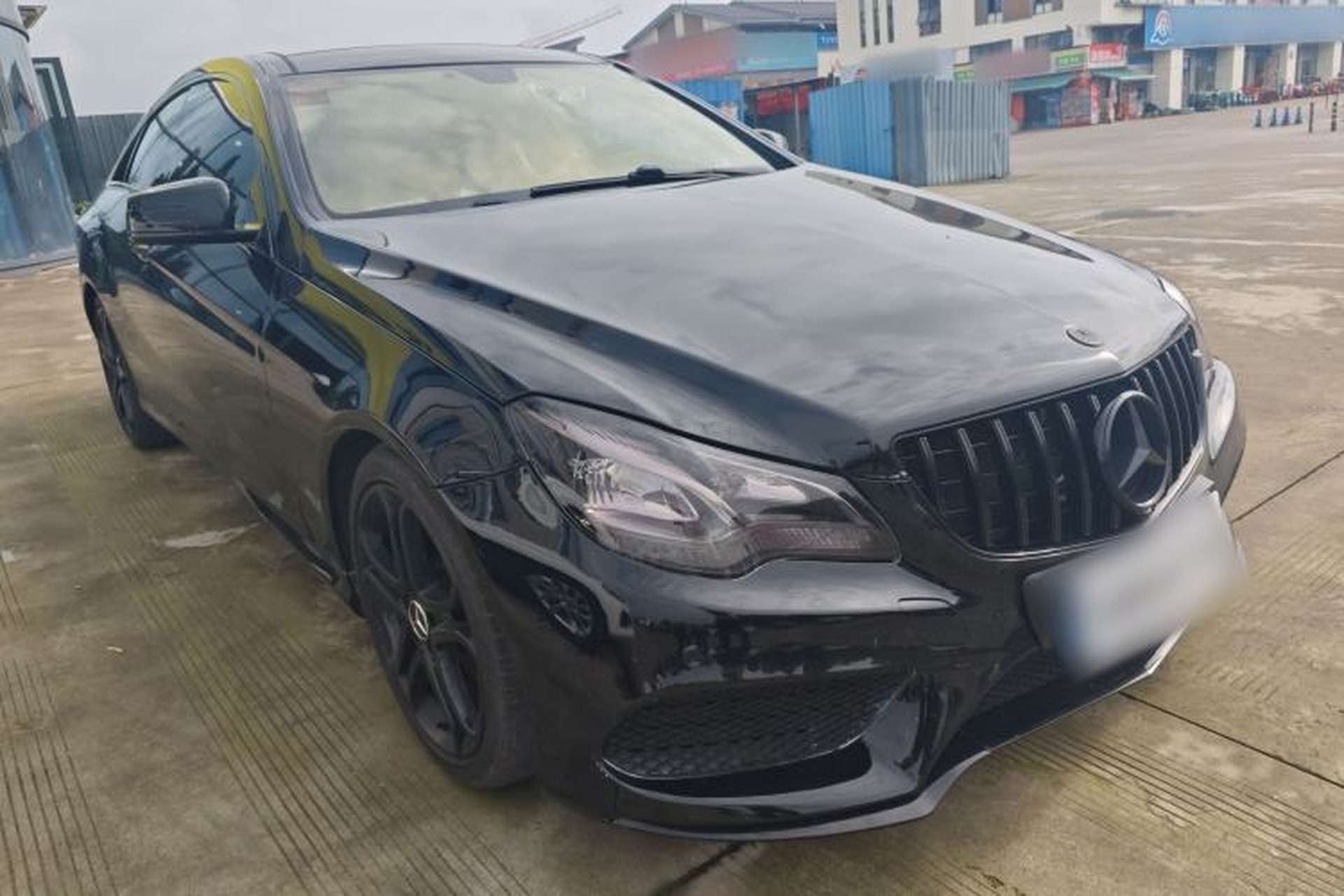 Used Mercedes-Benz E-Class 2014 E 200 Coupe Front Right 45 Deg