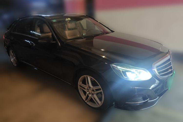 Used Mercedes-Benz E-Class 2014 E 400 L Hybrid Front Right 45 Deg