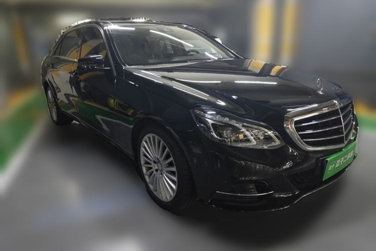 Used Mercedes-Benz E-Class 2014 E 260 L Luxury Model Front Right 45 Deg