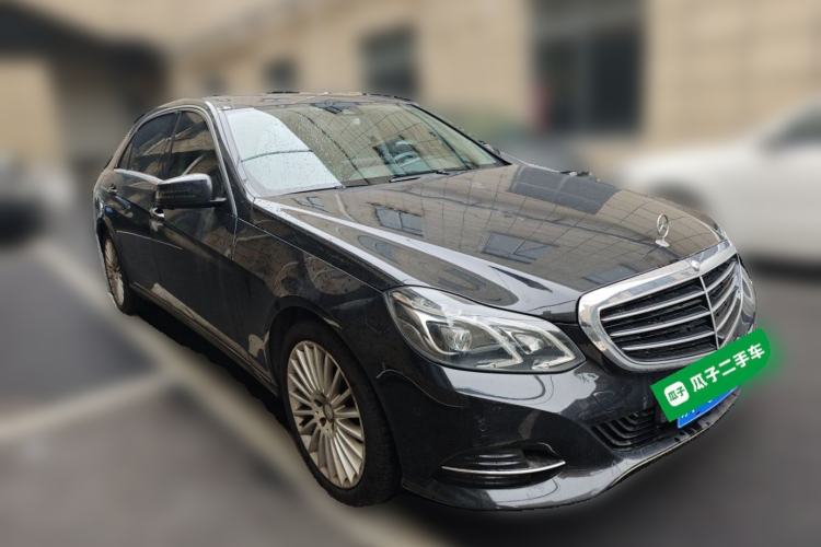 Used Mercedes-Benz E-Class 2014 E 260 L Luxury Model Front Right 45 Deg