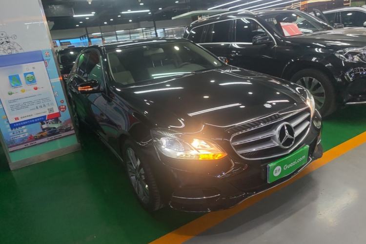 Used Mercedes-Benz E-Class 2014 E 260 L Sport Edition Front Right 45 Deg