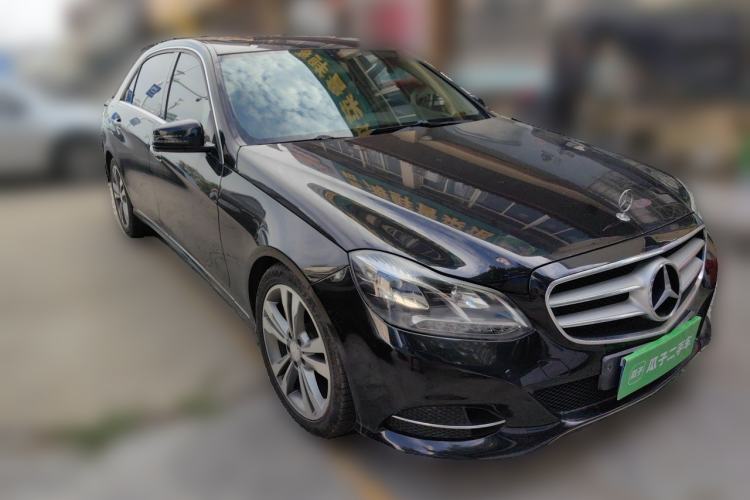 Used Mercedes-Benz E-Class 2014 Restyled E 260 L Sport Edition Front Right 45 Deg