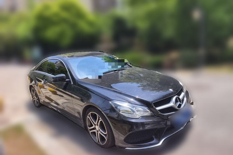 Used Mercedes-Benz E-Class 2014 E 200 Coupe Front Right 45 Deg