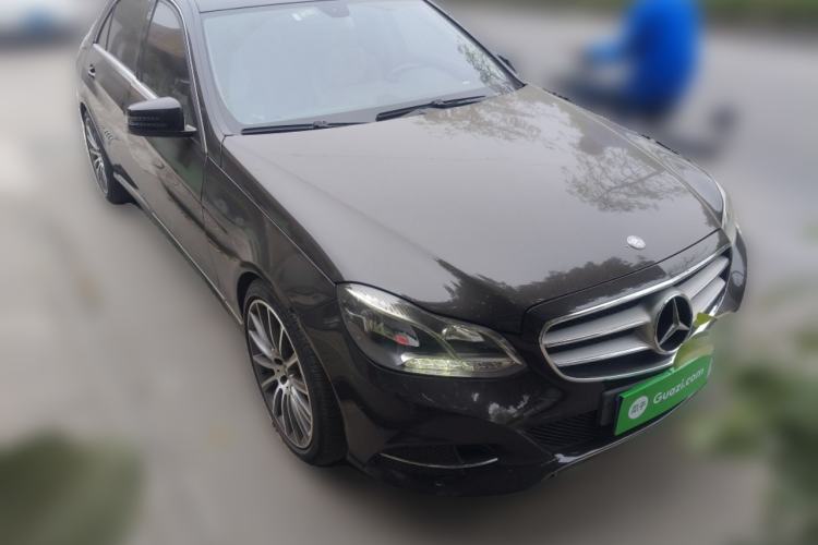 Used Mercedes-Benz E-Class 2014 E 260 L Sport Edition Front Right 45 Deg
