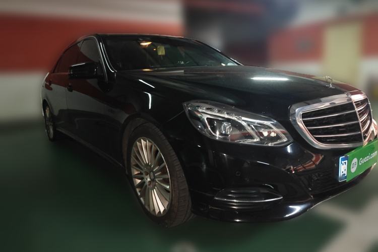 Used Mercedes-Benz E-Class 2014 Facelifted E 260 L Luxury Edition Front Right 45 Deg