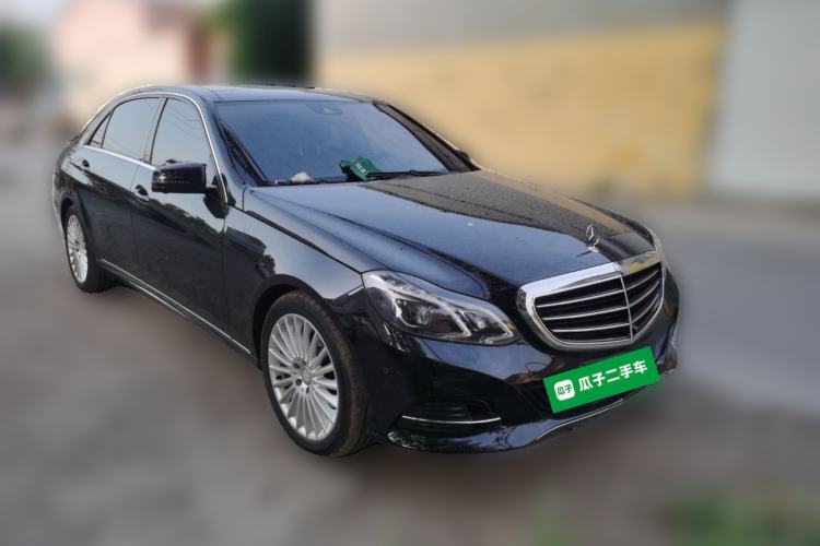 Used Mercedes-Benz E-Class 2014 E 260 L Luxury Model Front Right 45 Deg