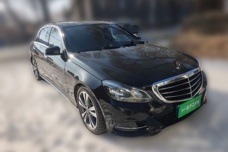 Used Mercedes-Benz E-Class 2014 Restyled E 260 L Sport Edition Front Right 45 Deg