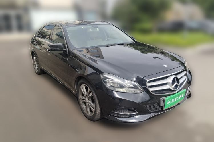 Used Mercedes-Benz E-Class 2014 E 260 L Sport Edition Front Right 45 Deg