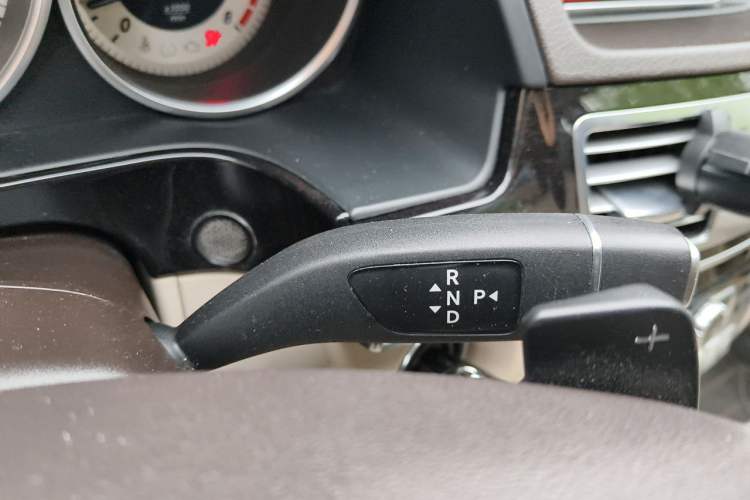 Used Mercedes-Benz E-Class 2014 E 260 L Sport Edition Gear Lever