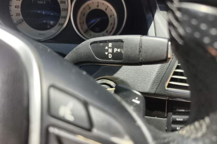 Used Mercedes-Benz E-Class 2014 E 200 Coupe Gear Lever