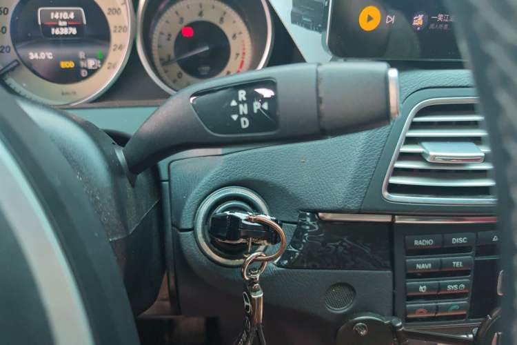 Used Mercedes-Benz E-Class 2014 E 200 Coupe Gear Lever