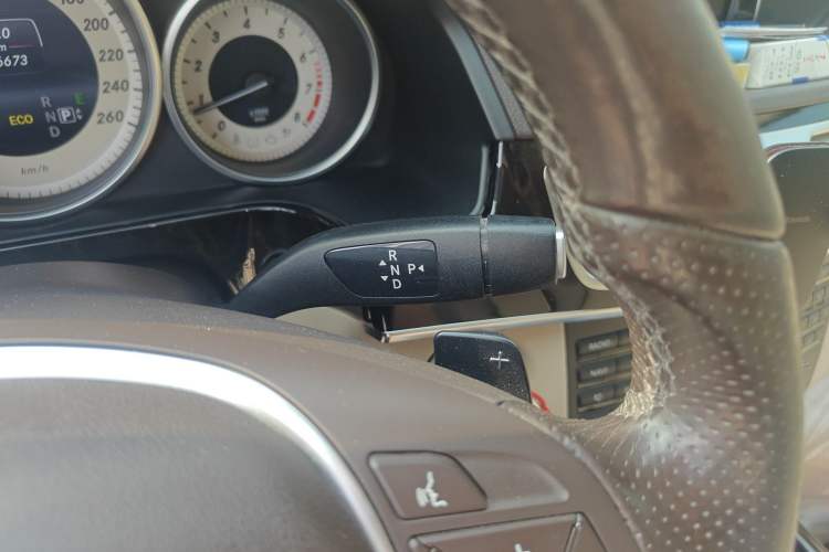 Used Mercedes-Benz E-Class 2014 E 260 L Sport Edition Gear Lever