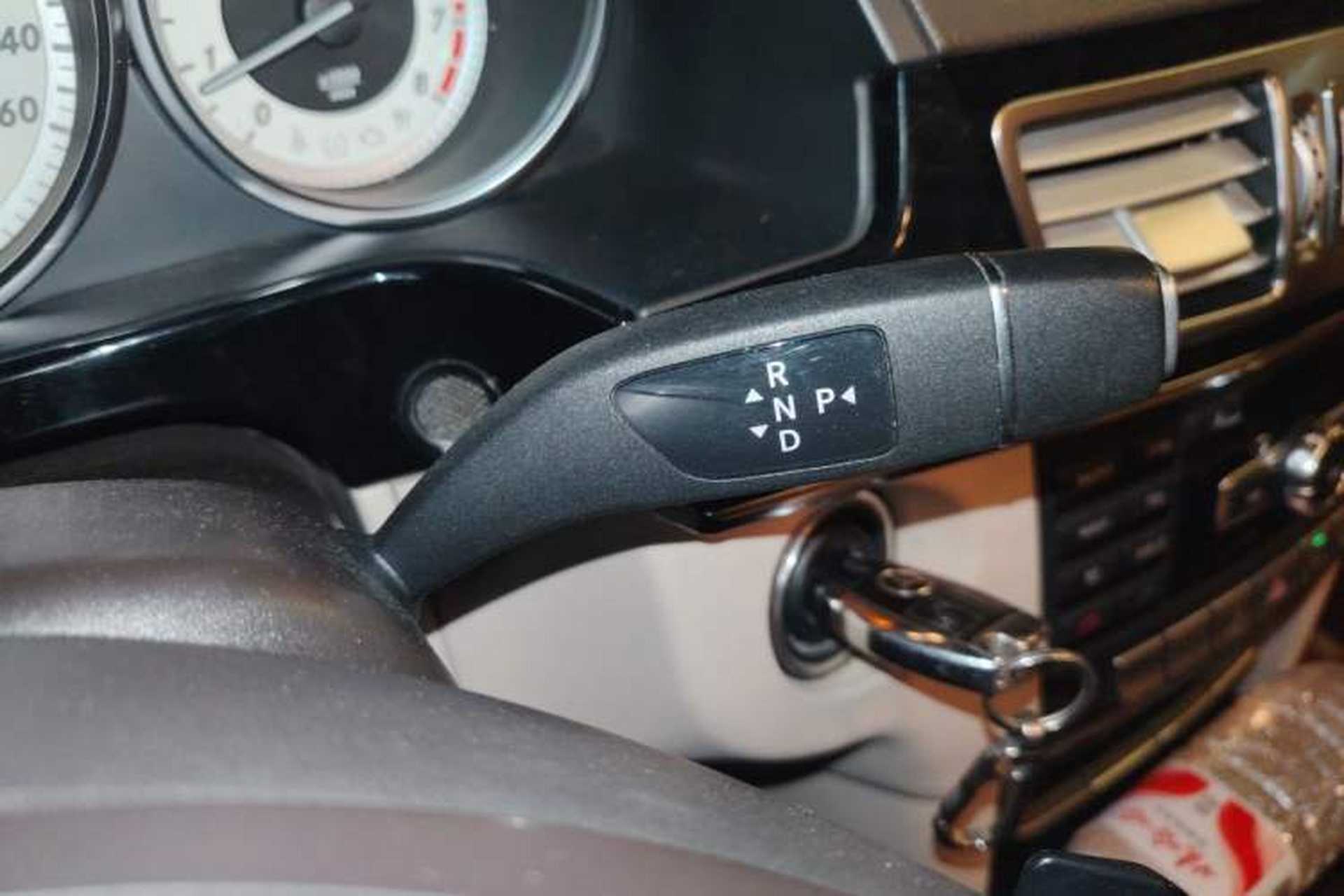 Used Mercedes-Benz E-Class 2014 E 260 L Sport Edition Gear Lever