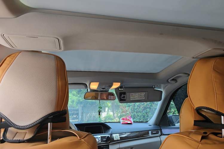 Used Mercedes-Benz E-Class 2014 E 260 L Luxury Model Headliner