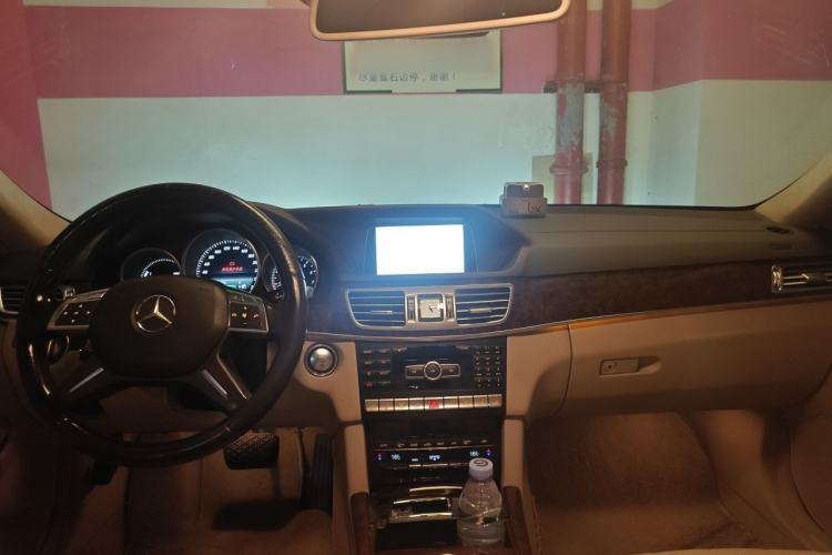 Used Mercedes-Benz E-Class 2014 E 400 L Hybrid Headliner