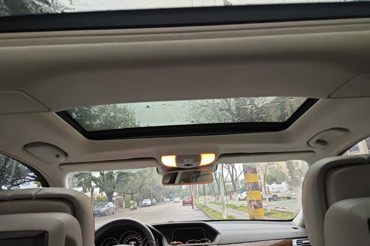 Used Mercedes-Benz E-Class 2014 E 400 L Hybrid Headliner