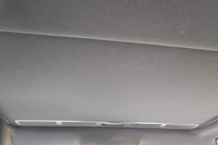 Used Mercedes-Benz E-Class 2014 Restyled E 260 L Sport Edition Headliner