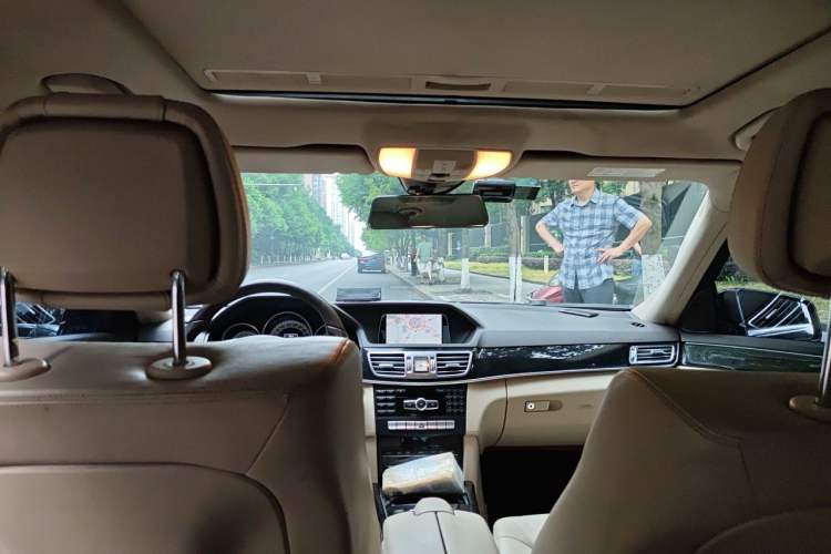 Used Mercedes-Benz E-Class 2014 E 300 L Sport Edition Headliner