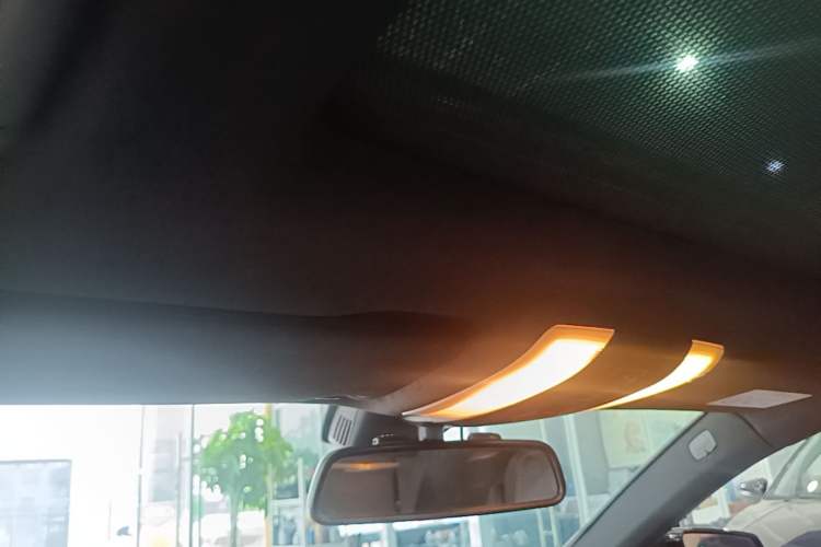Used Mercedes-Benz E-Class 2014 E 200 Coupe Headliner