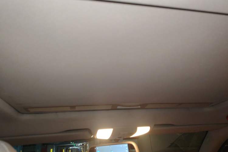 Used Mercedes-Benz E-Class 2014 E 260 L Sport Edition Headliner