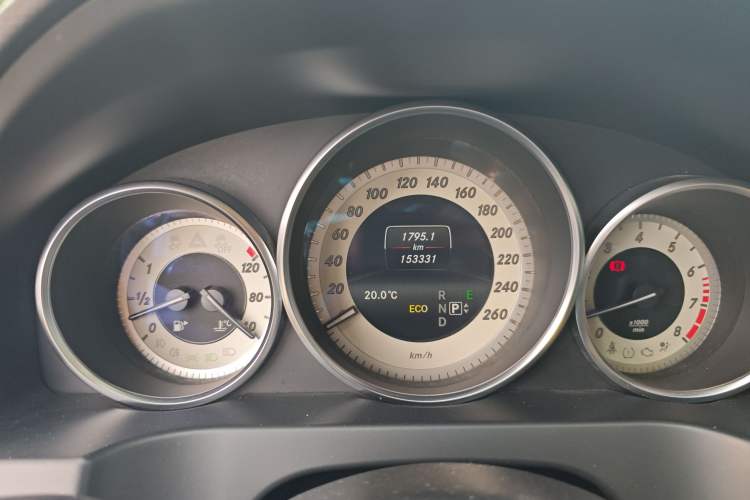 Used Mercedes-Benz E-Class 2014 E 200 Coupe Instrument Cluster