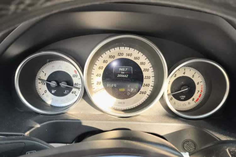 Used Mercedes-Benz E-Class 2014 Restyled E 260 L Sport Edition Instrument Cluster