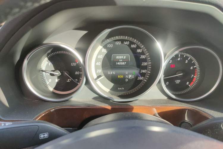Used Mercedes-Benz E-Class 2014 E 260 L Luxury Model Instrument Cluster